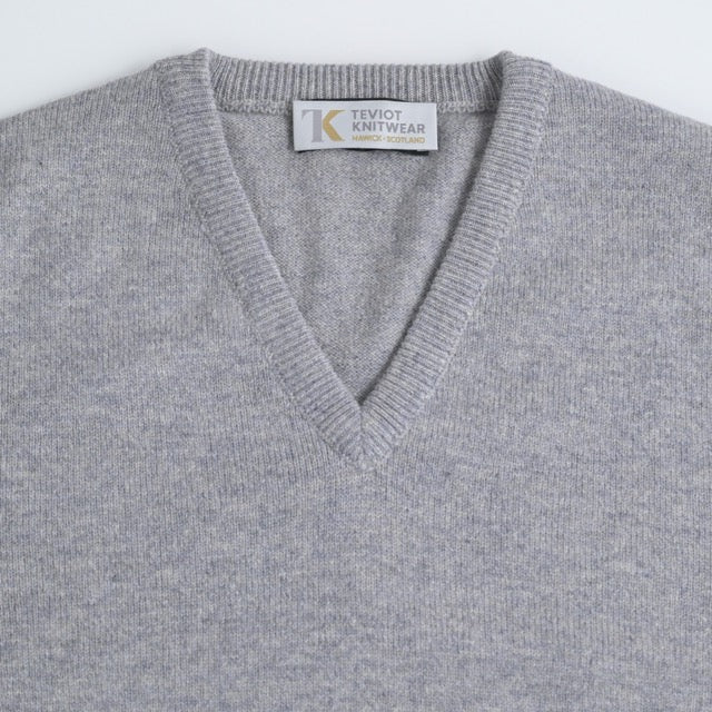 Men’s V-neck Jumper
