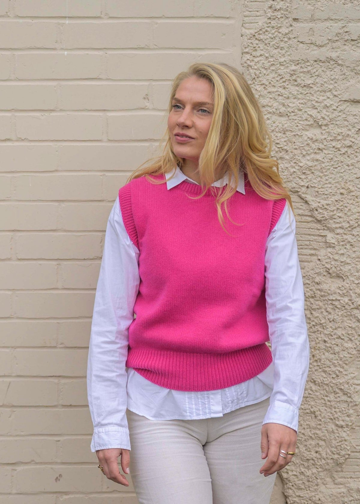 Women’s Tank Top in punk pink, 100% superfine lambswool